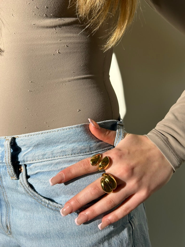 The Sunday Ember Ring
